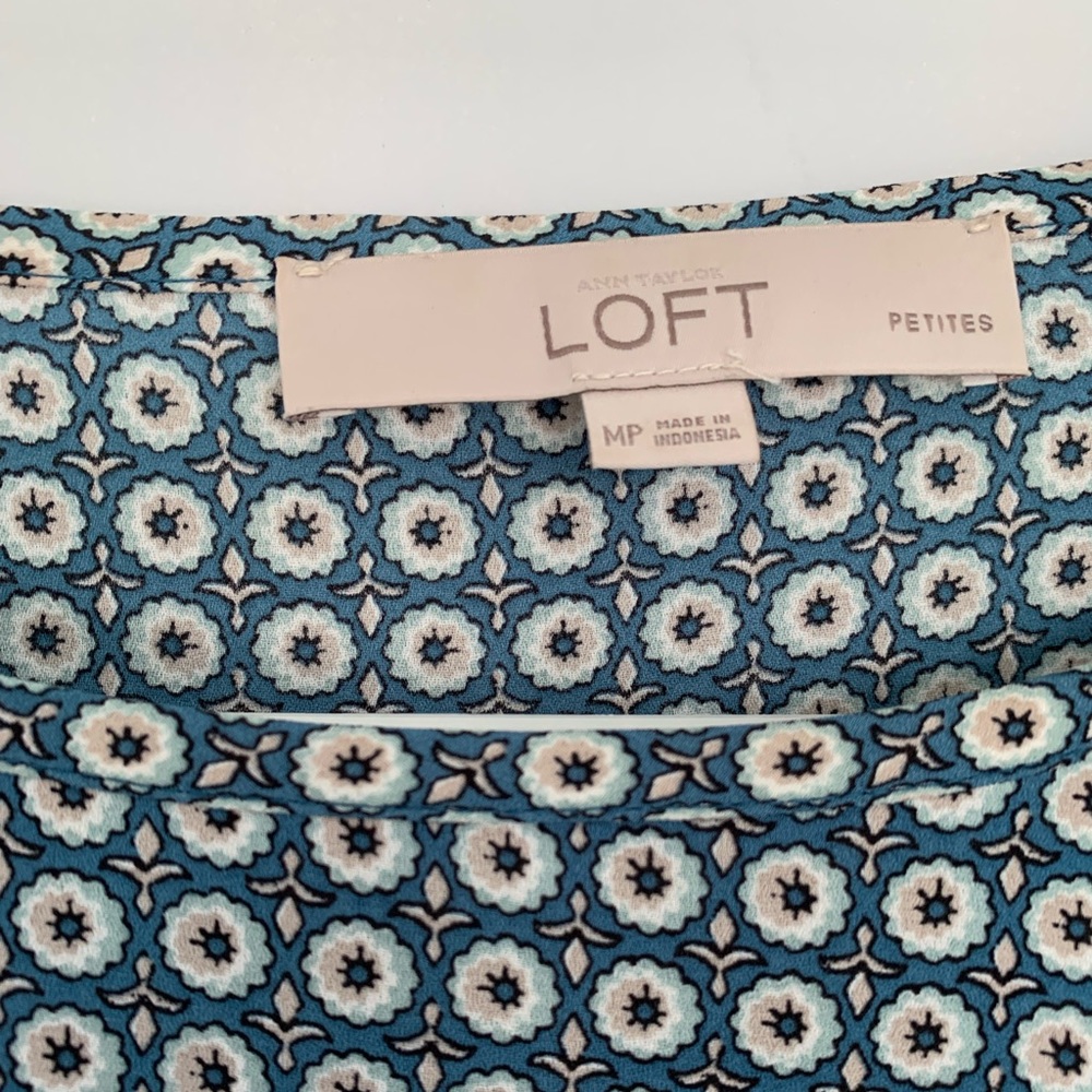 Patterned LOFT Blouse - Picture 2 of 4